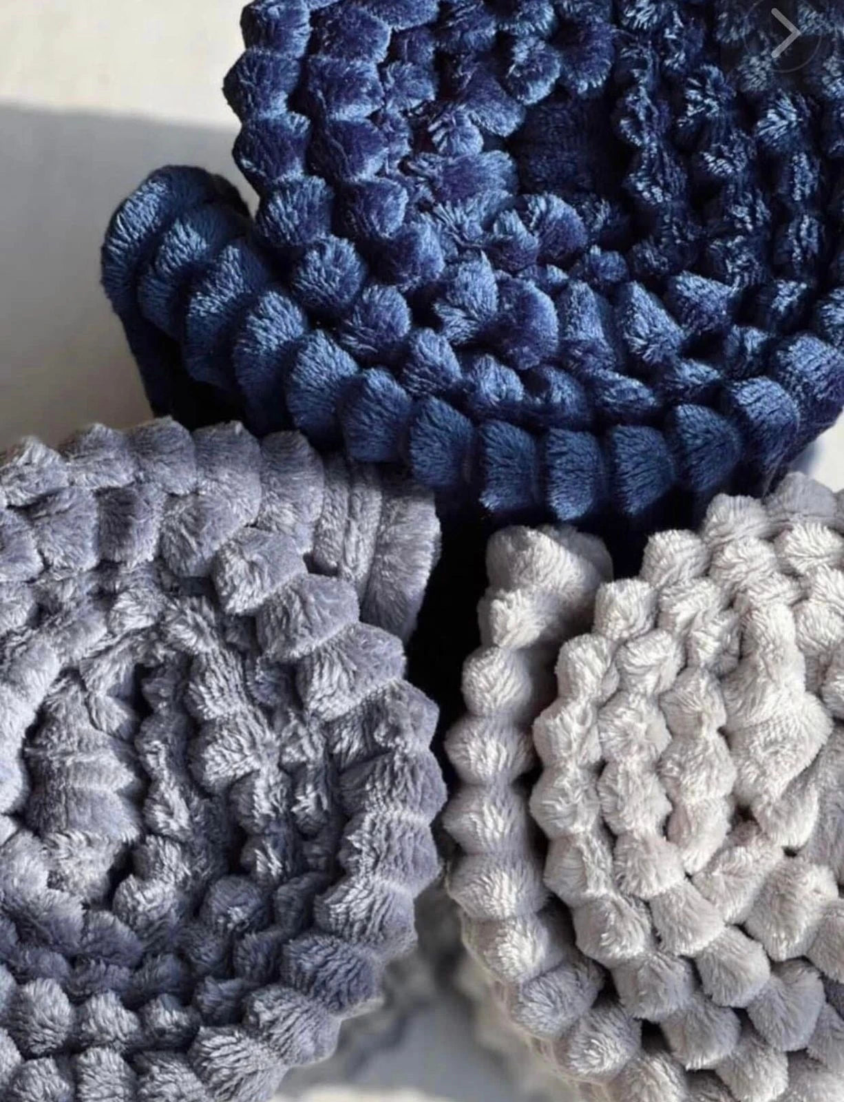 Cobija piel de conejo textura acanalada